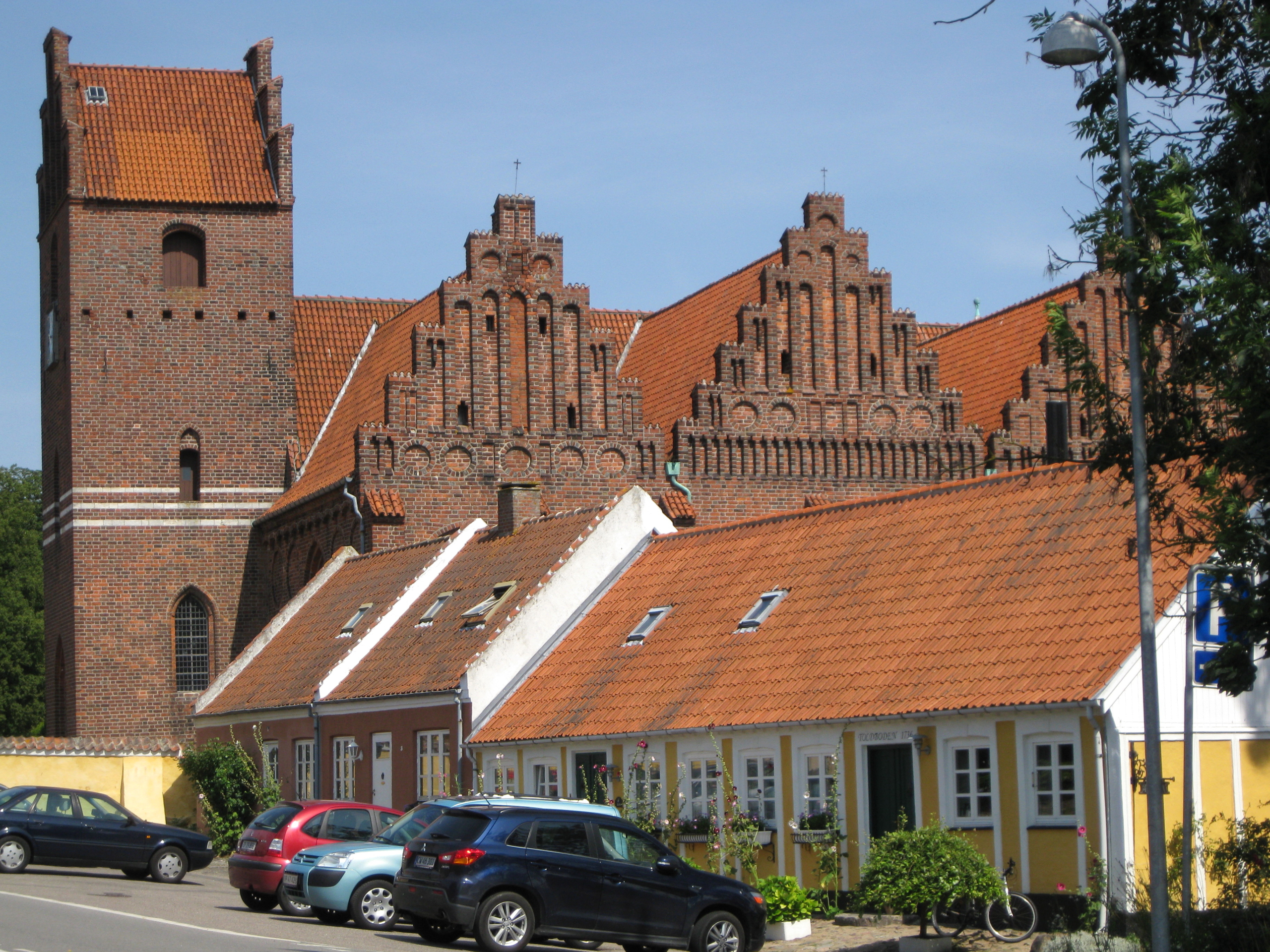Præstø_Kirke_-_set_fra_syd